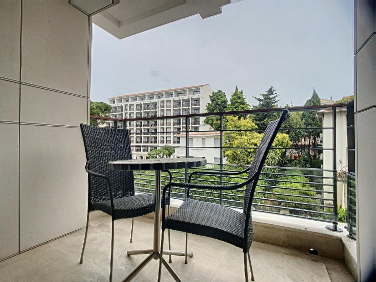 Carlton Riviera Канны Экстерьер фото