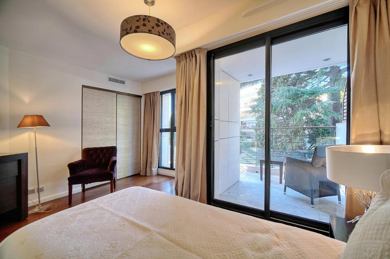 Carlton Riviera Канны Экстерьер фото