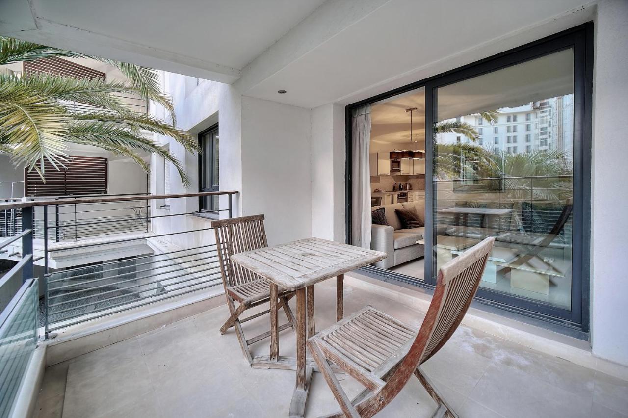 Carlton Riviera Канны Экстерьер фото