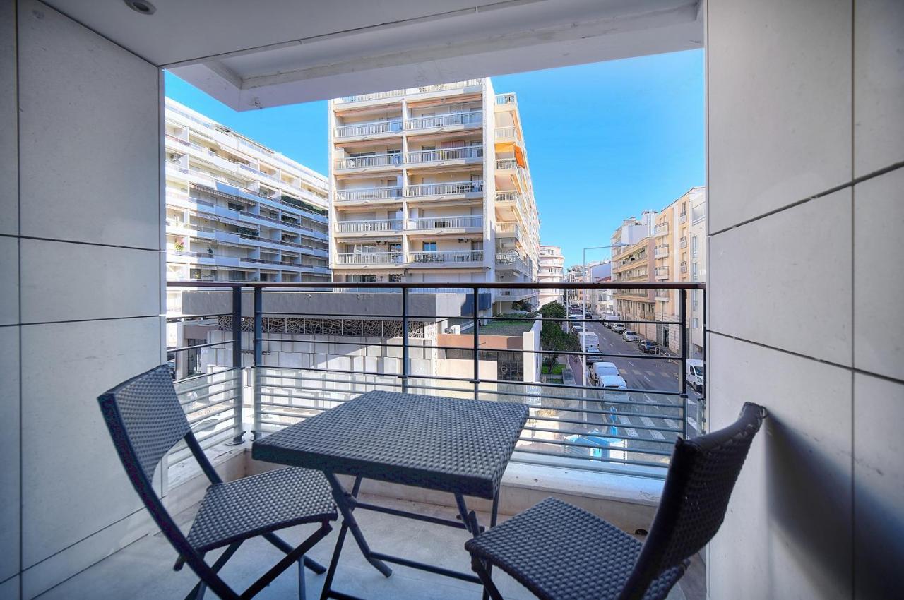 Carlton Riviera Канны Экстерьер фото