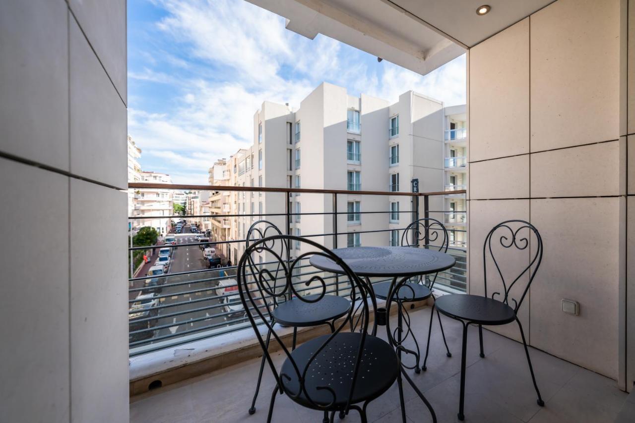 Carlton Riviera Канны Экстерьер фото