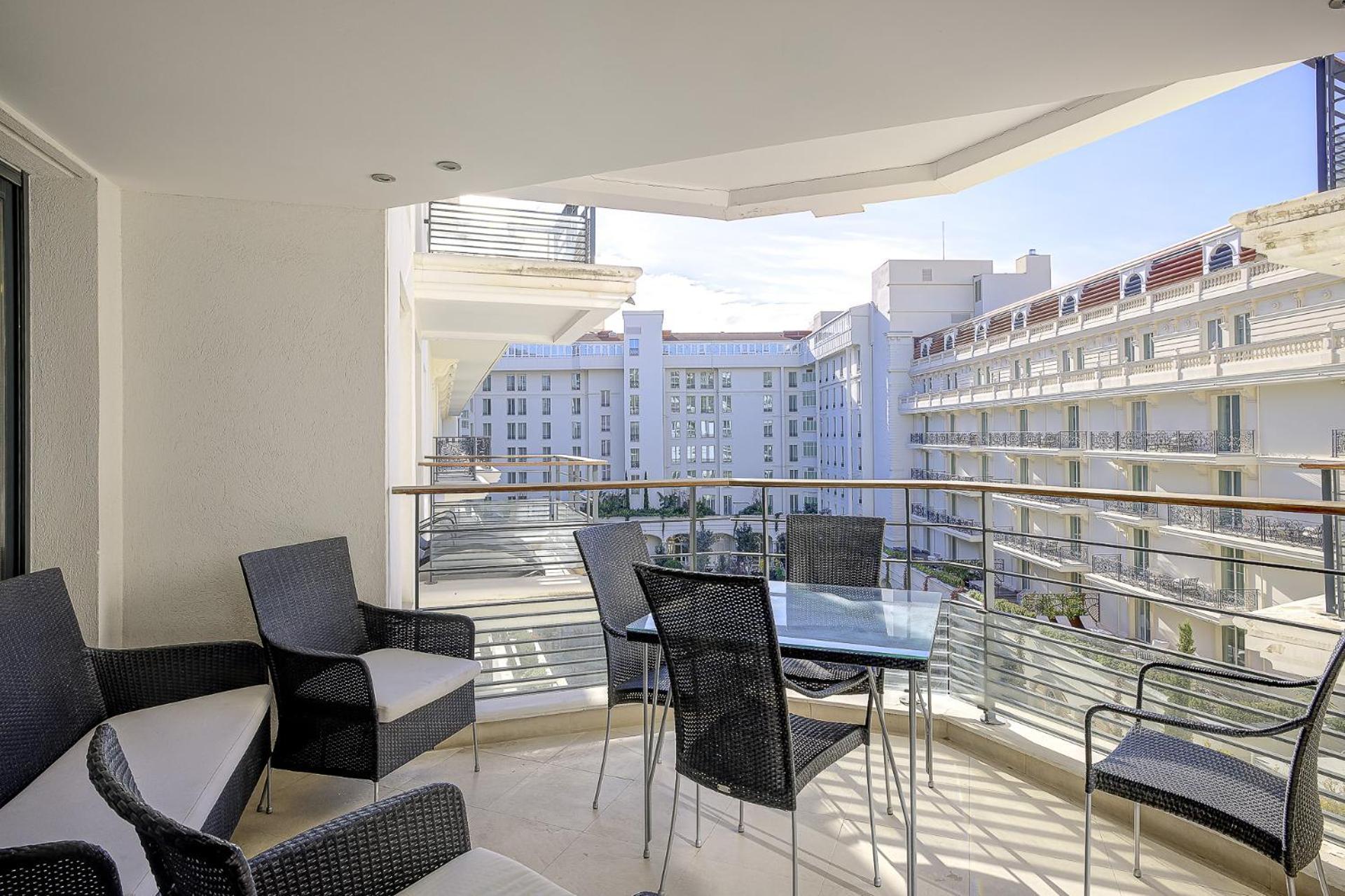 Carlton Riviera Канны Экстерьер фото
