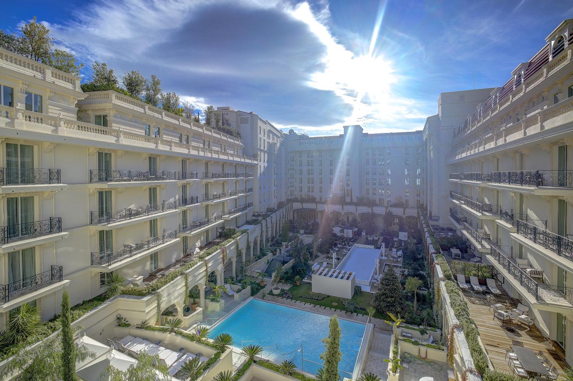 Carlton Riviera Канны Экстерьер фото