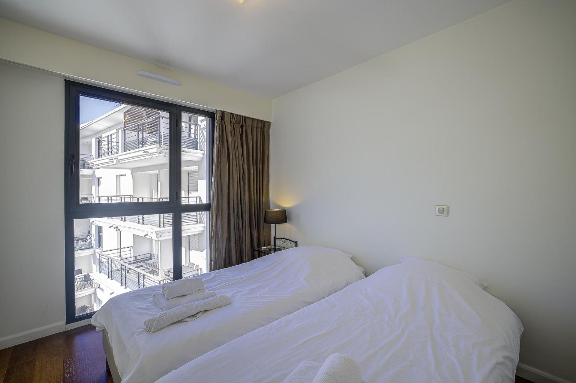 Carlton Riviera Канны Номер фото